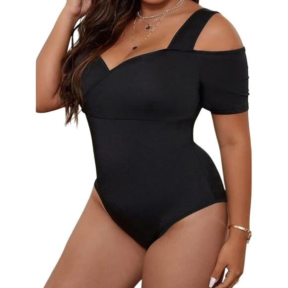 [B7] NWOT Black Cold Shoulder Bodysuit, Size 2X - Picture 1 of 6